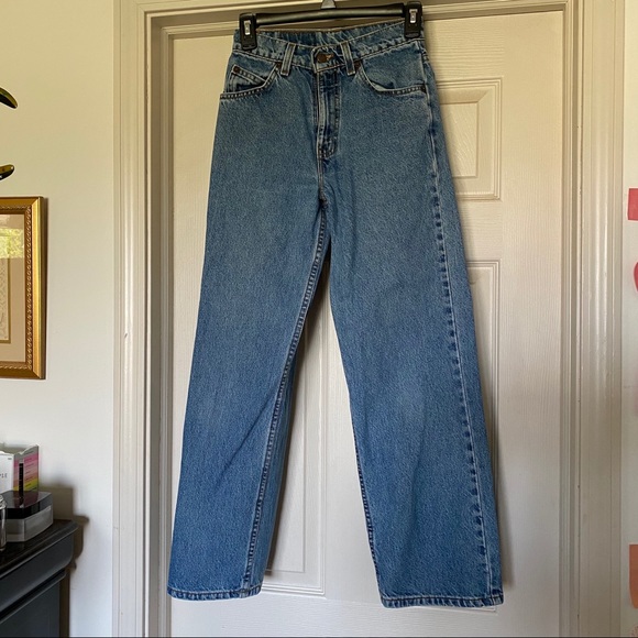 Vintage size 14 slim Levi’s jeans - Picture 2 of 10